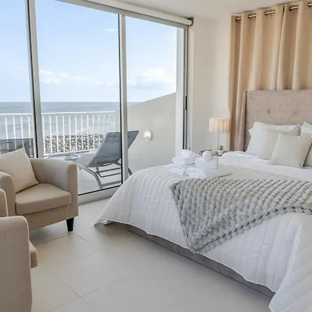 Casa Rosa Panoramic Seaview * לאגואה