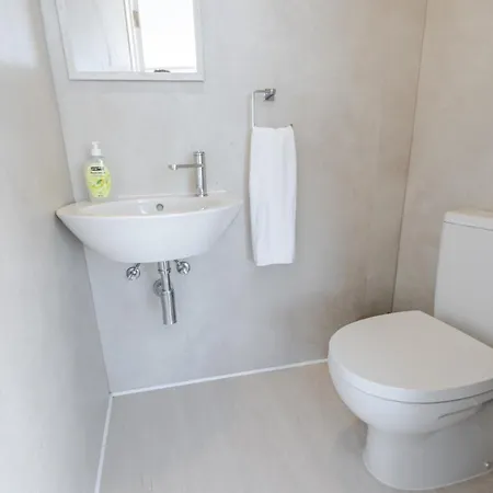 Casa Rosa Panoramic Seaview לאגואה